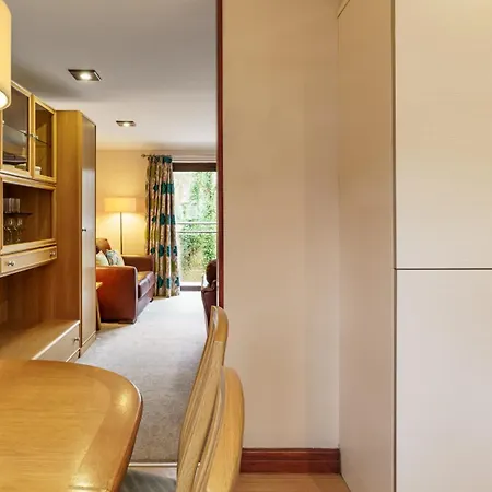 Post Knott At Windermere Marina Village Apartment *