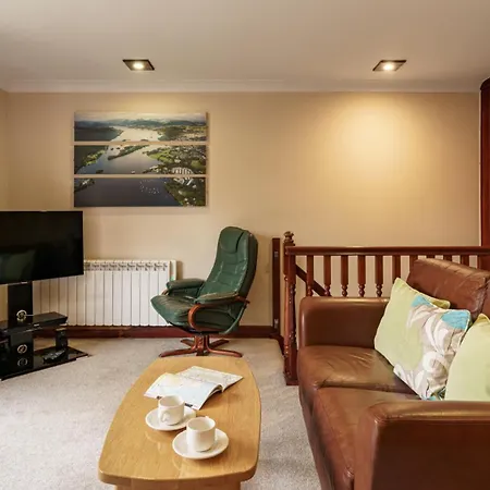 Post Knott At Windermere Marina Village Apartment Bowness-on-Windermere